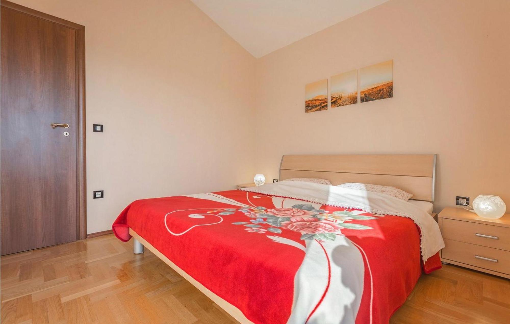House Dolly Porec